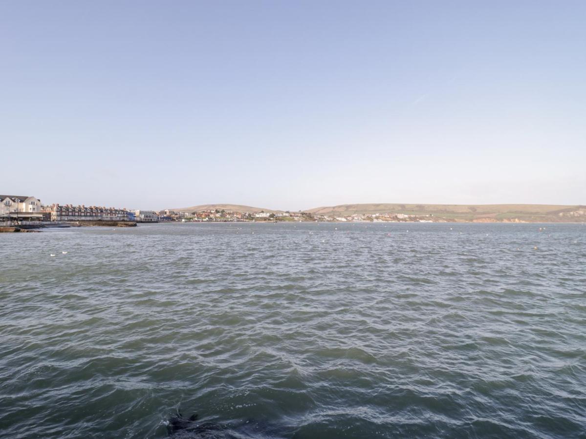 Mayflower Swanage Buitenkant foto